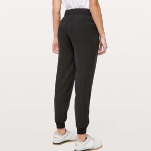 On the Fly - lululemon jogger